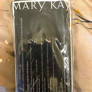 Mary Kay Brush Set